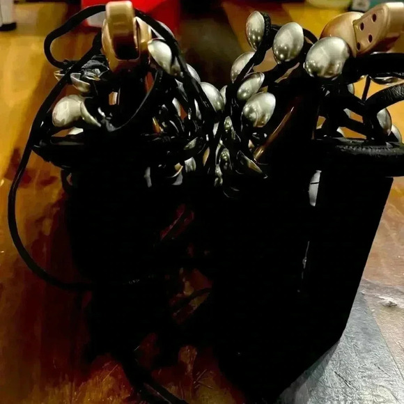 ALEXANDER WANG
NEW in box Alexander Wang Rubie Cage Sandals - Picture 4 of 6